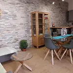 Sara 빌라 툴라다