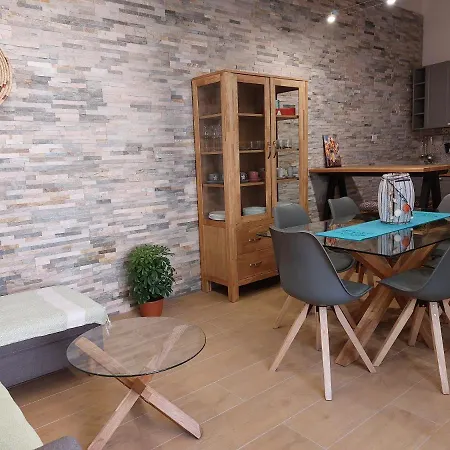 Sara 빌라 툴라다