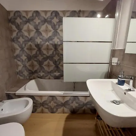 빌라 Sara 툴라다